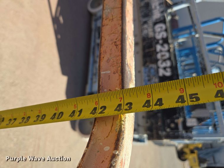 image for item EC0982 1999 JLG 450A boom lift