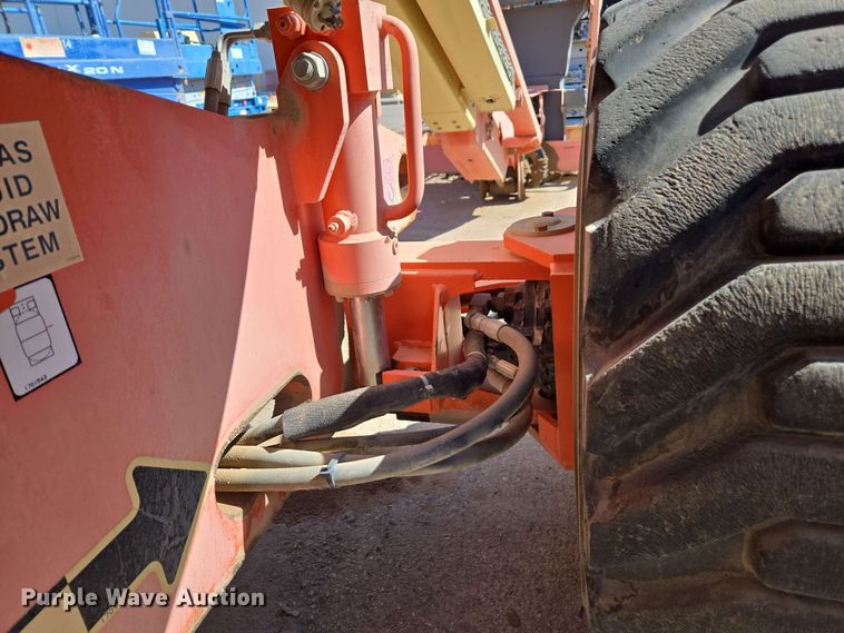 image for item EC0982 1999 JLG 450A boom lift