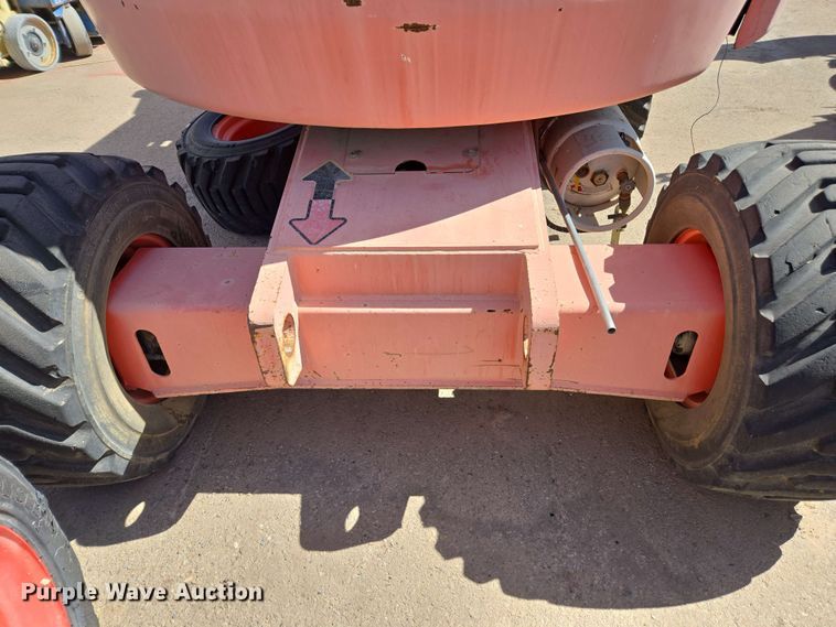 image for item EC0982 1999 JLG 450A boom lift