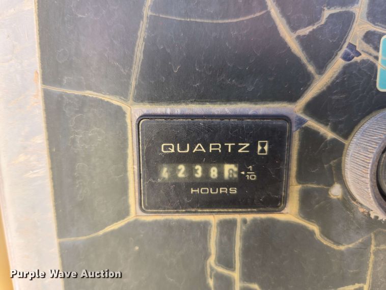 image for item EC0982 1999 JLG 450A boom lift