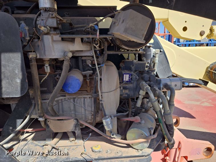 image for item EC0982 1999 JLG 450A boom lift