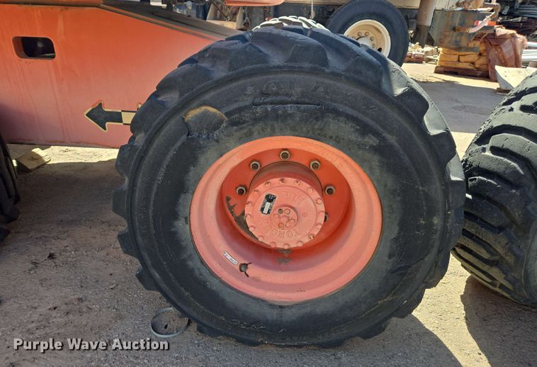 image for item EC0982 1999 JLG 450A boom lift