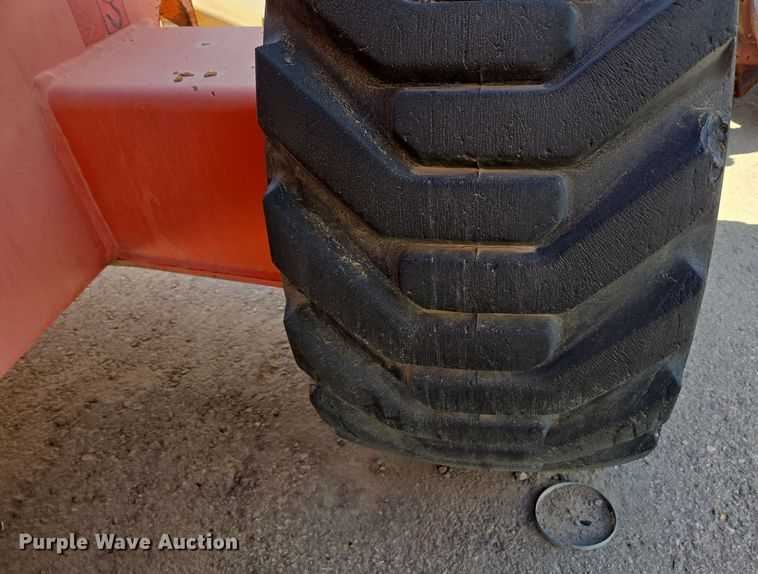 image for item EC0982 1999 JLG 450A boom lift