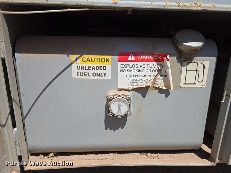 image for item EC0983 SkyJack SJ7127 vertical lift