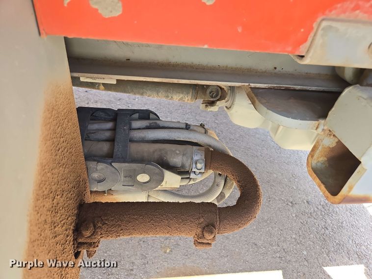 image for item EC0983 SkyJack SJ7127 vertical lift