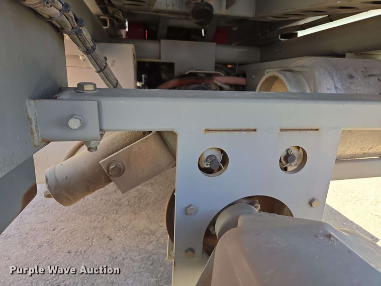 image for item EC0983 SkyJack SJ7127 vertical lift