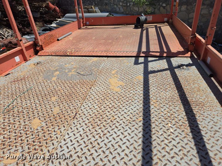 image for item EC0983 SkyJack SJ7127 vertical lift