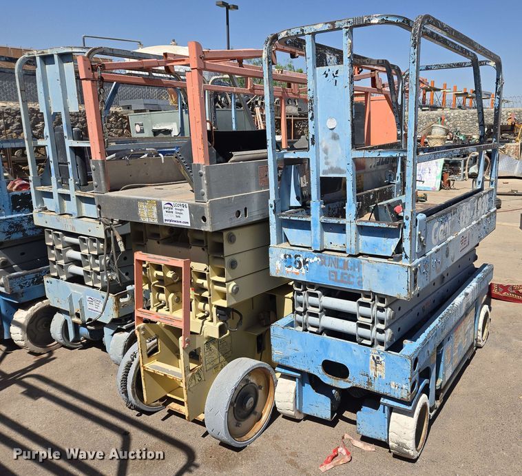 image for item EC0985 (4) scissor lifts