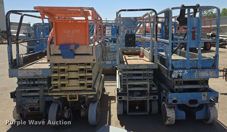 image for item EC0985 (4) scissor lifts