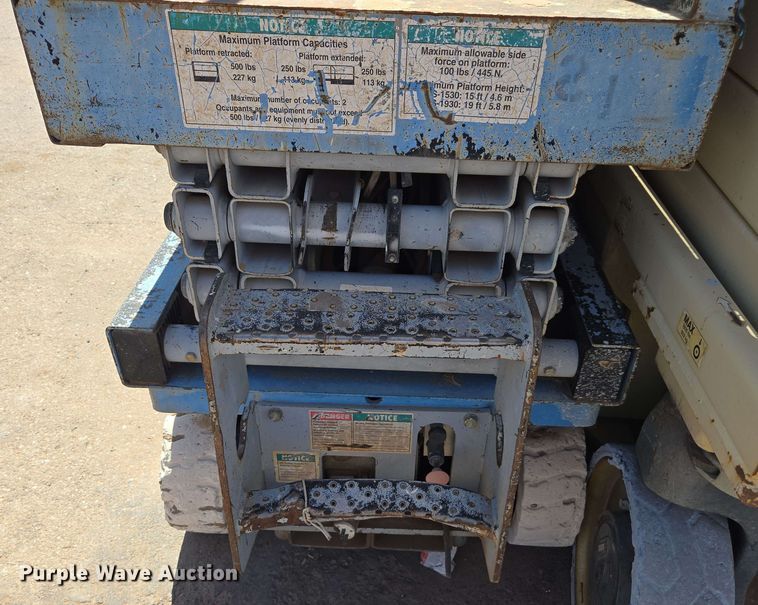 image for item EC0985 (4) scissor lifts