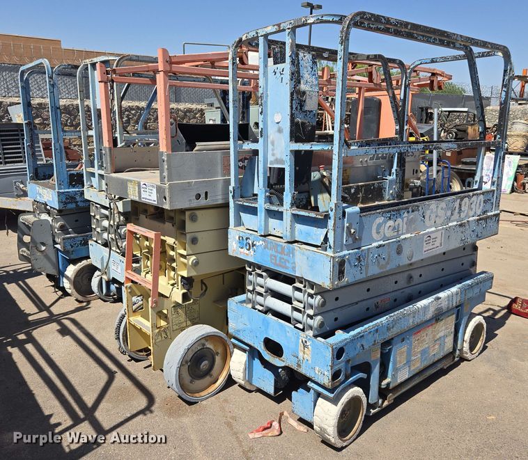 image for item EC0985 (4) scissor lifts