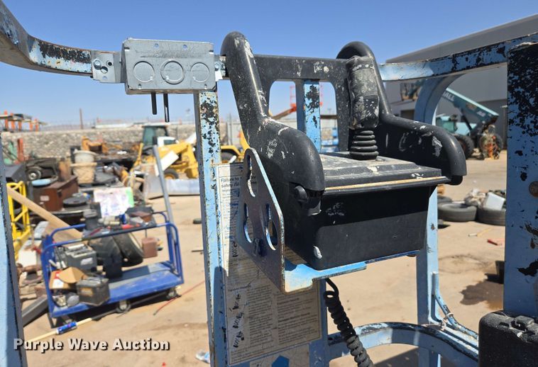 image for item EC0985 (4) scissor lifts