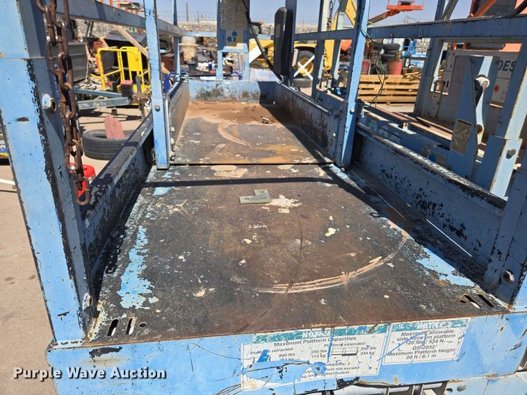 image for item EC0985 (4) scissor lifts