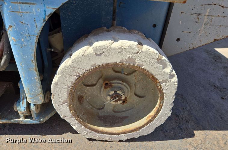 image for item EC0985 (4) scissor lifts