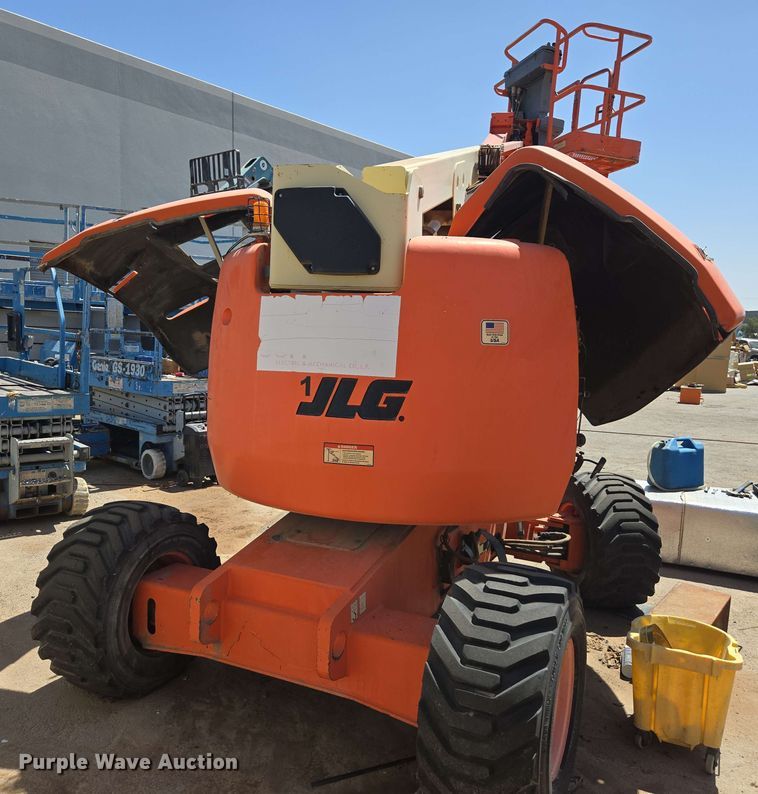 image for item EC0987 1999 JLG 450A boom lift