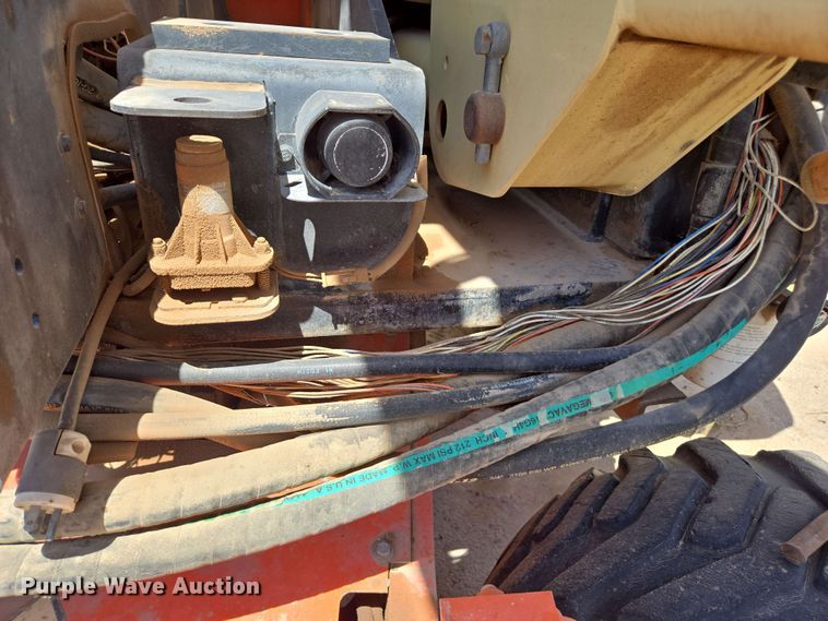 image for item EC0987 1999 JLG 450A boom lift