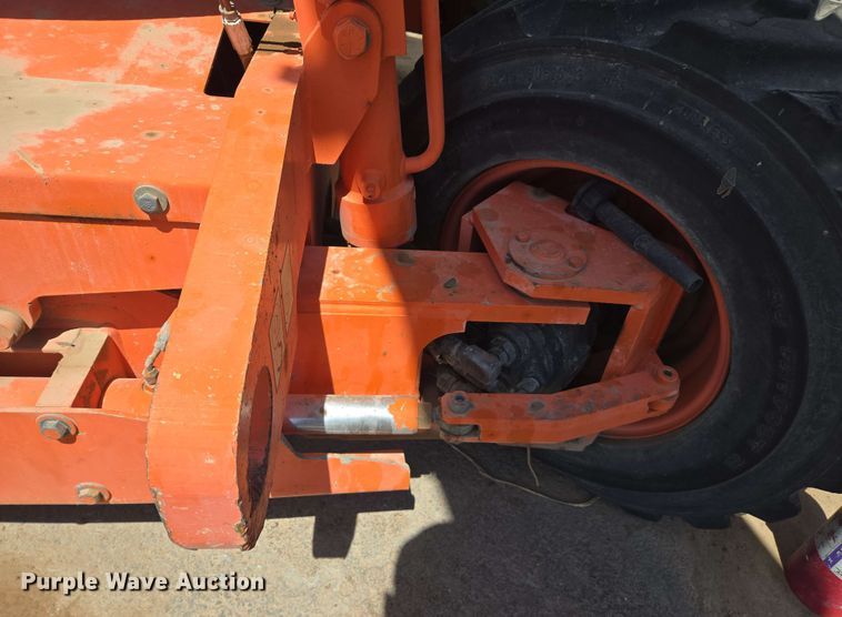 image for item EC0987 1999 JLG 450A boom lift