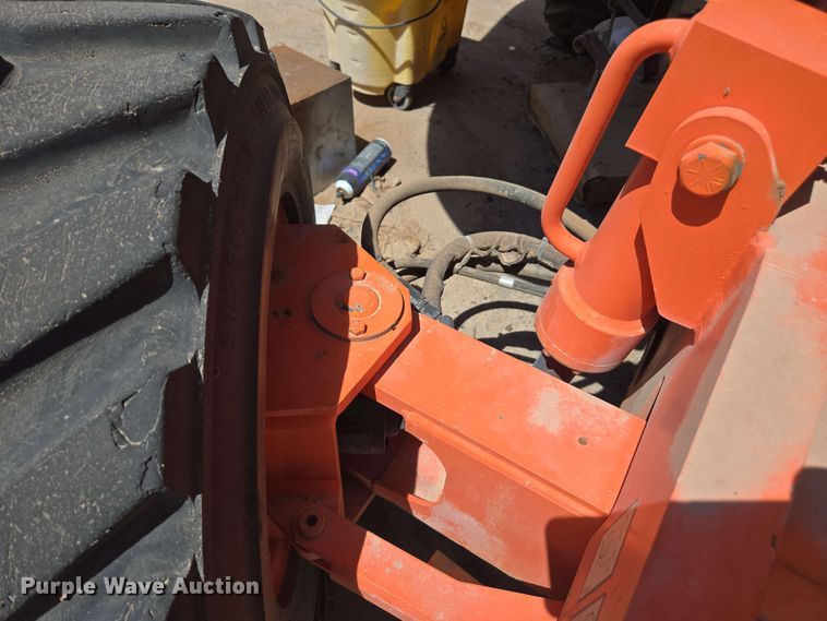 image for item EC0987 1999 JLG 450A boom lift