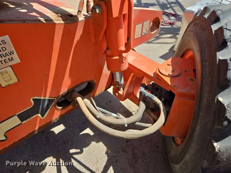 image for item EC0987 1999 JLG 450A boom lift