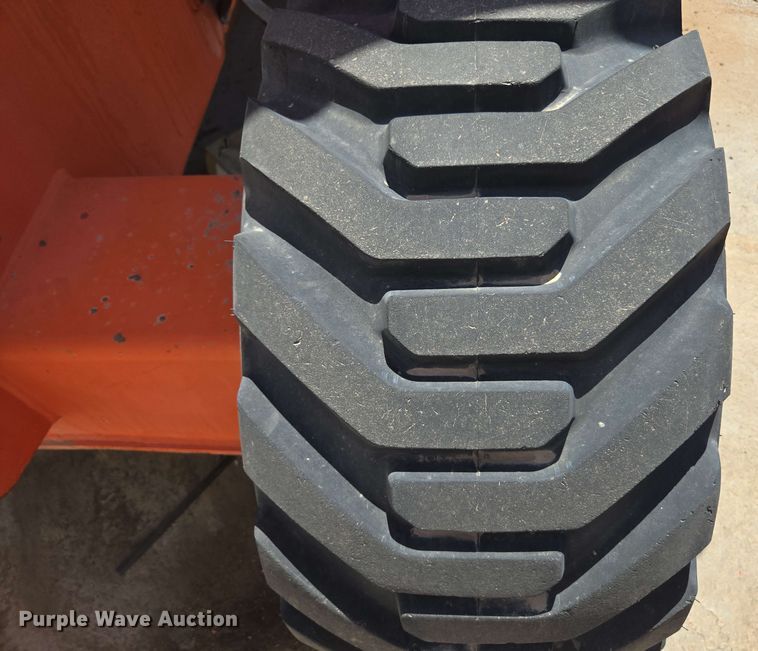 image for item EC0987 1999 JLG 450A boom lift