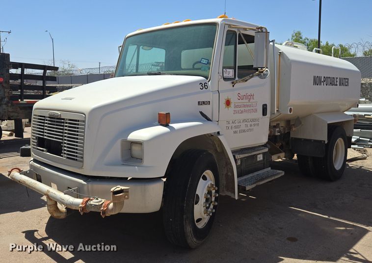 image for item EC0988 2001 Freightliner FL70 water truck