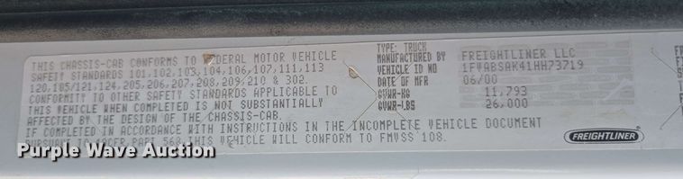 image for item EC0988 2001 Freightliner FL70 water truck