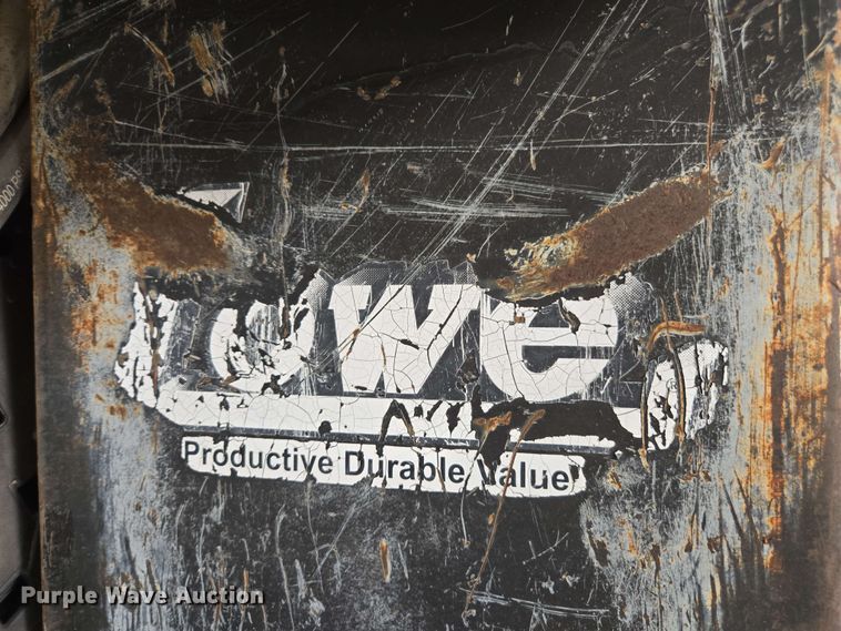 image for item EC1006 Caterpillar 1650XL backhoe auger