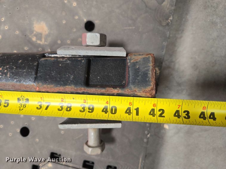 image for item EC1006 Caterpillar 1650XL backhoe auger