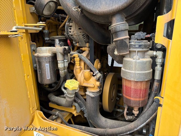 image for item EC3570 2018 John Deere 755K track loader