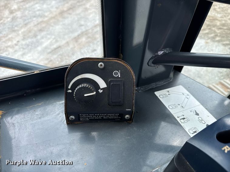 image for item EC3570 2018 John Deere 755K track loader