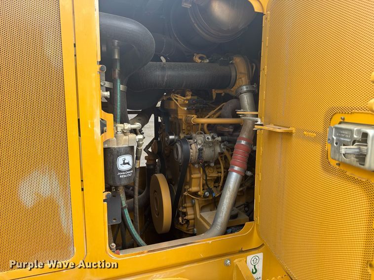 image for item EC3570 2018 John Deere 755K track loader