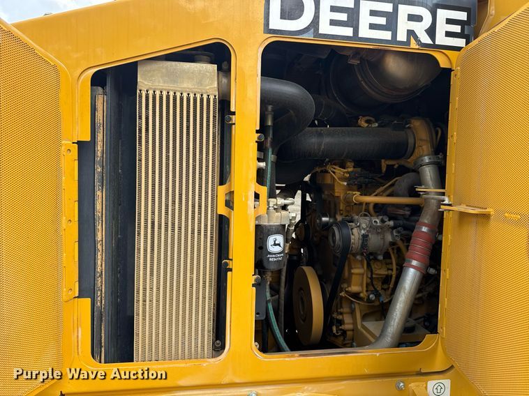 image for item EC3570 2018 John Deere 755K track loader