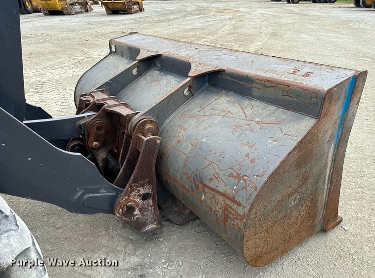 image for item EC3571 2019 John Deere 544L wheel loader