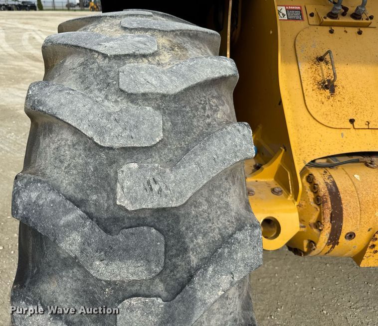 image for item EC3571 2019 John Deere 544L wheel loader