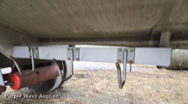 image for item EC3983 1983 Clough Equipment Co. tank trailer