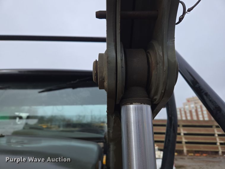 image for item EC4164 2009 Elgin Pelican Series NP street sweeper