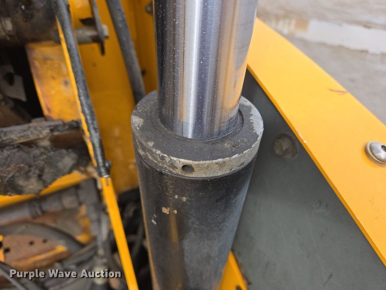 image for item EC4164 2009 Elgin Pelican Series NP street sweeper