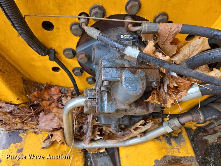 image for item EC4164 2009 Elgin Pelican Series NP street sweeper