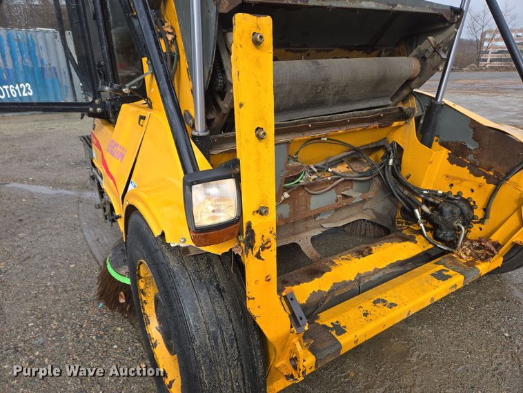 image for item EC4164 2009 Elgin Pelican Series NP street sweeper