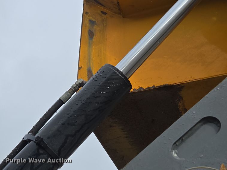 image for item EC4164 2009 Elgin Pelican Series NP street sweeper