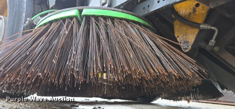 image for item EC4164 2009 Elgin Pelican Series NP street sweeper