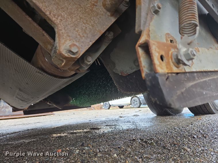 image for item EC4164 2009 Elgin Pelican Series NP street sweeper