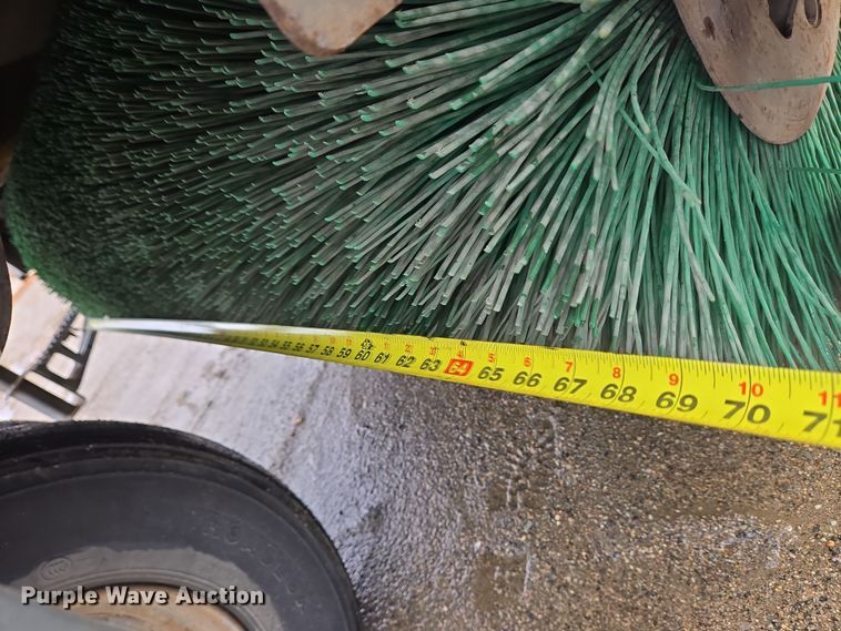 image for item EC4164 2009 Elgin Pelican Series NP street sweeper