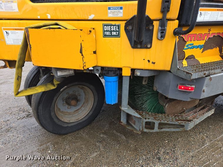 image for item EC4164 2009 Elgin Pelican Series NP street sweeper