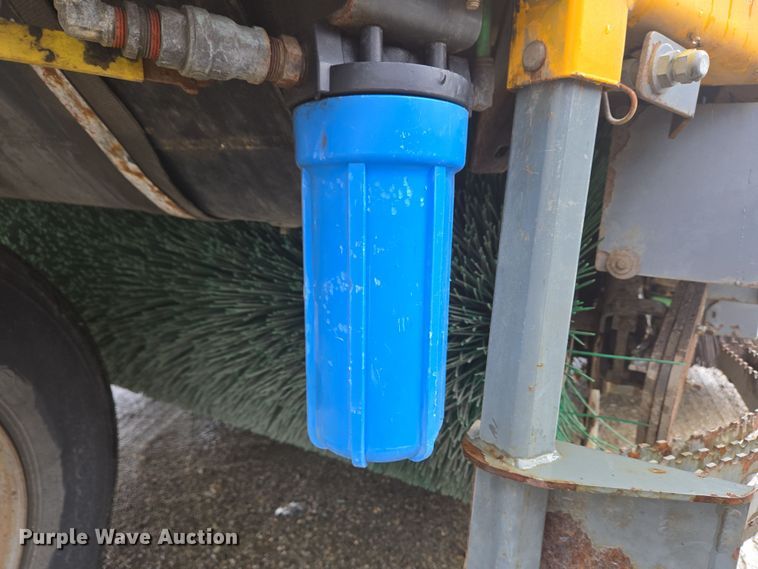 image for item EC4164 2009 Elgin Pelican Series NP street sweeper