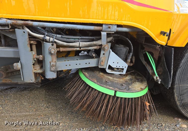 image for item EC4164 2009 Elgin Pelican Series NP street sweeper