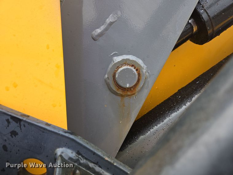 image for item EC4164 2009 Elgin Pelican Series NP street sweeper