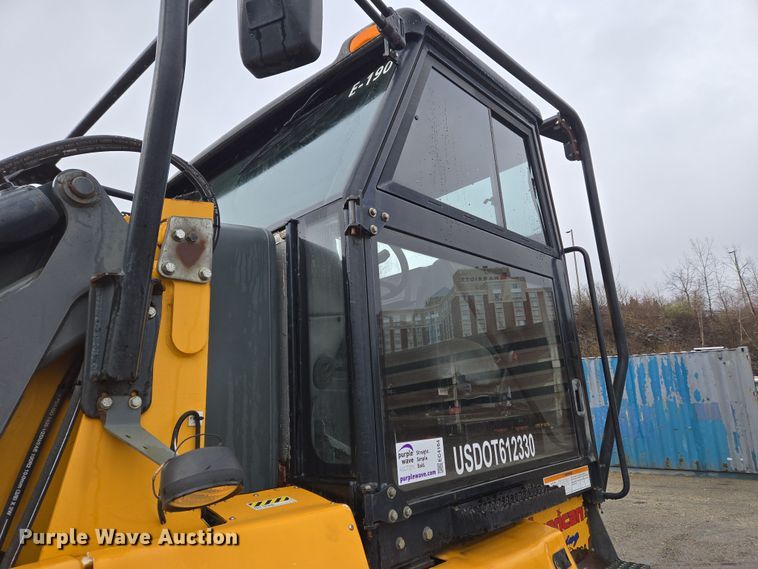 image for item EC4164 2009 Elgin Pelican Series NP street sweeper