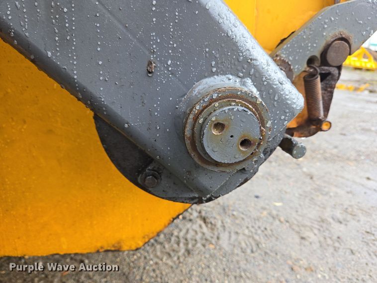 image for item EC4164 2009 Elgin Pelican Series NP street sweeper