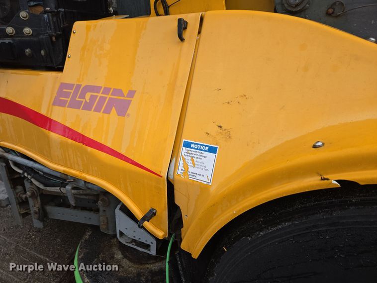 image for item EC4164 2009 Elgin Pelican Series NP street sweeper